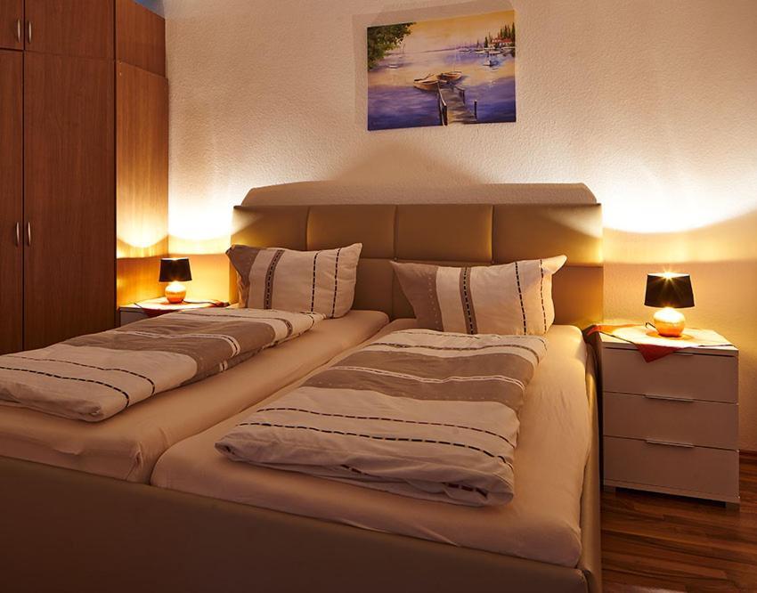 Komfort Ferienwohnung Bad Pyrmont Naehe Kurpark 外观 照片